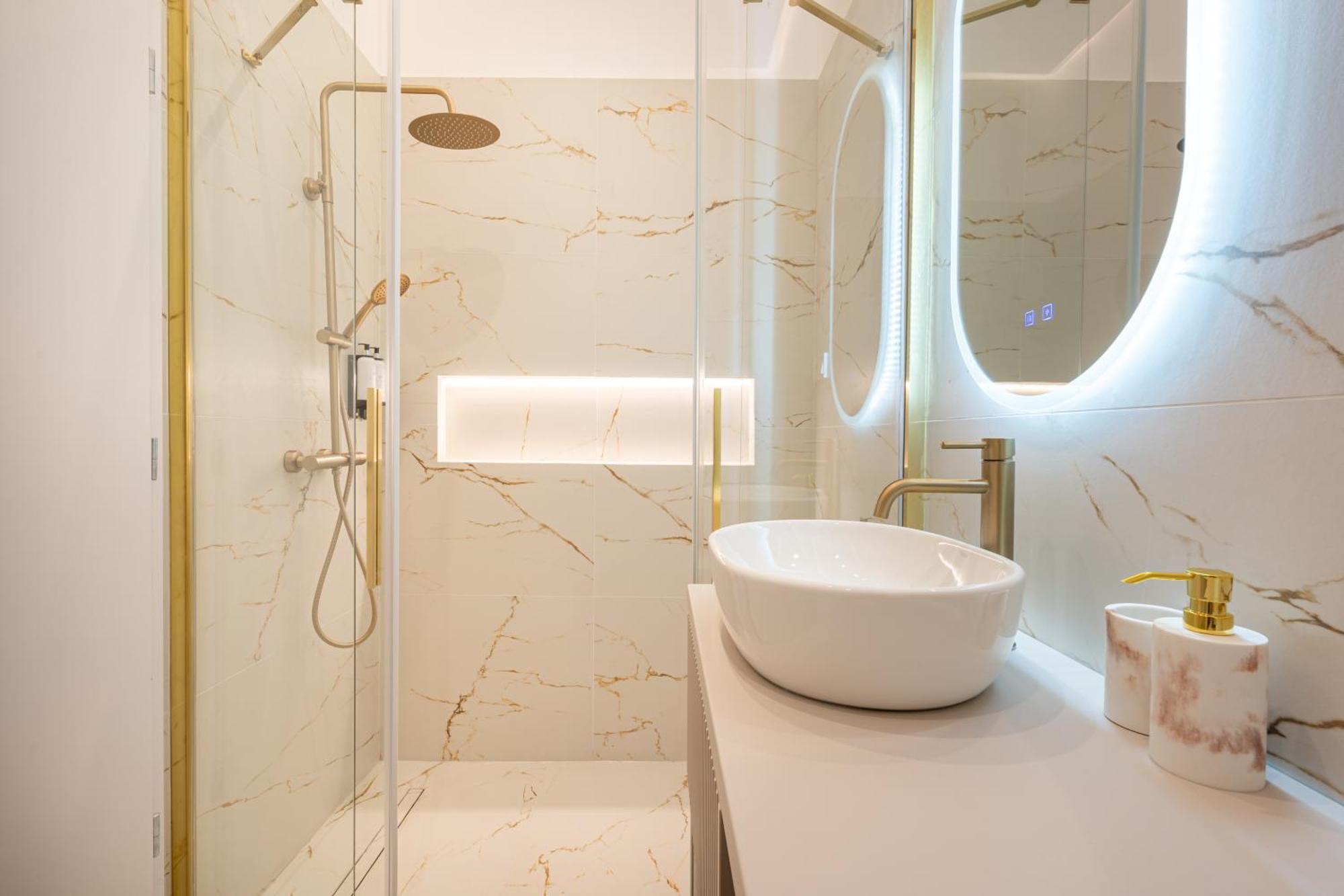 K51 - Kiraly Boutique Residence - Best Location By Bqa Βουδαπέστη Εξωτερικό φωτογραφία